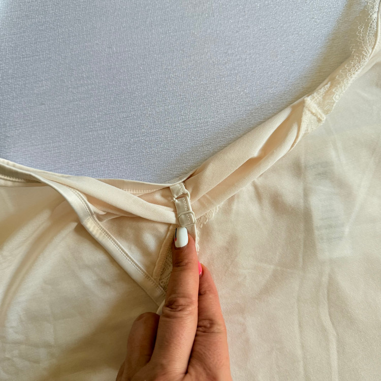 تاپ زنانه